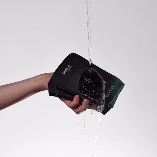 CX_Cool_Sleeve_ProductWater-0701_square